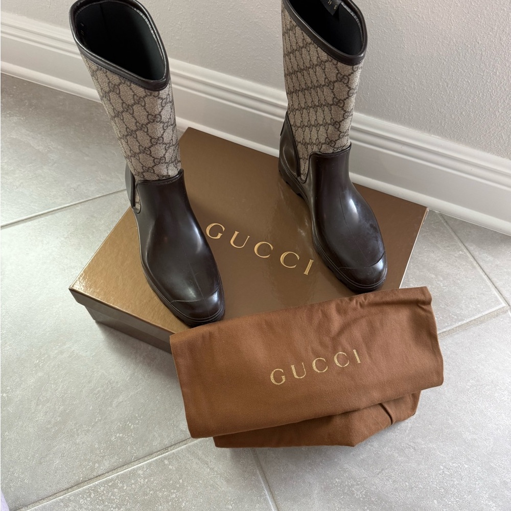 Authentic Gucci Rain boots women’s size 39